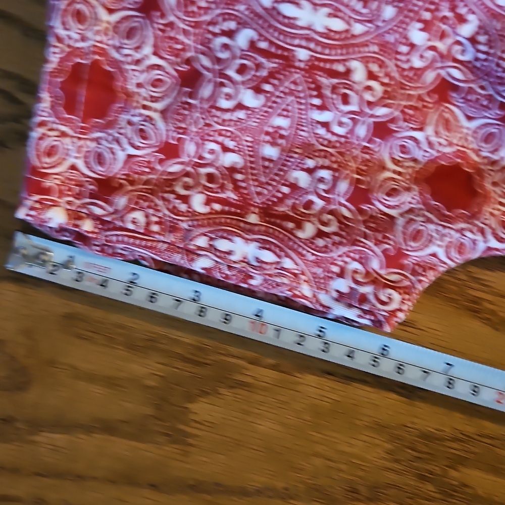 Westport Twill Shorts Red White Bandana Flat Front Casual Womens Plus 16W - Picture 8 of 8